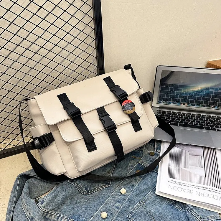 Borsa fasciatoio di design tre - Luxury Bags Must Have recensione e prezzo