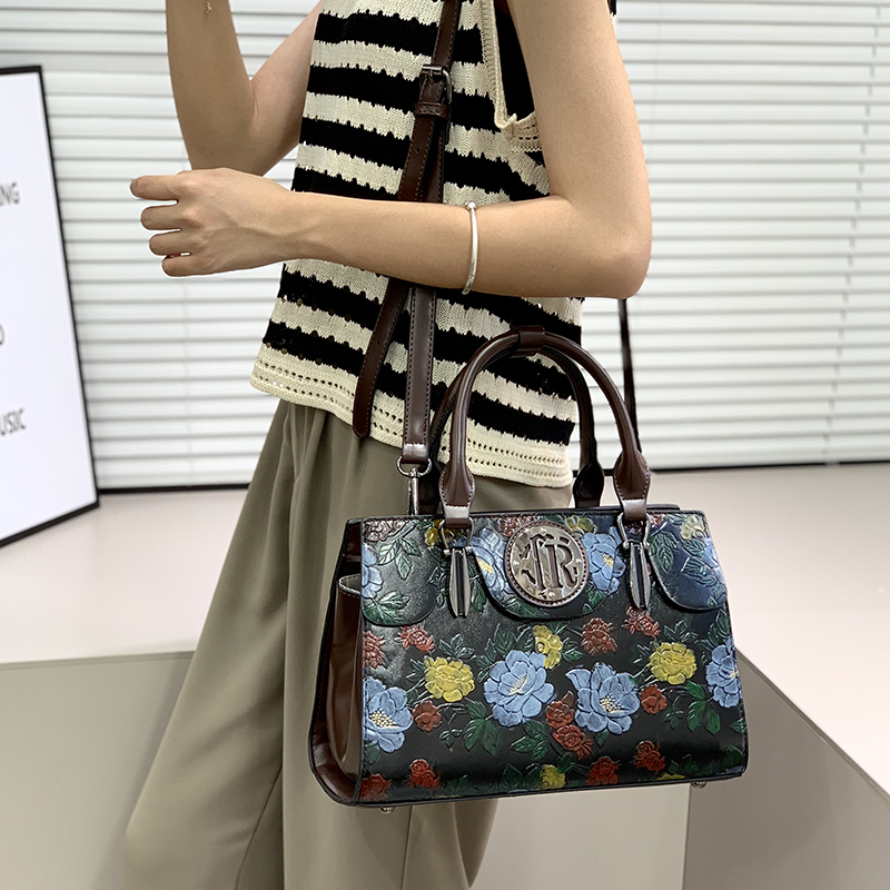Borsa Tote Vintage con Motivi  - Luxury Bags Vegan recensione e prezzo